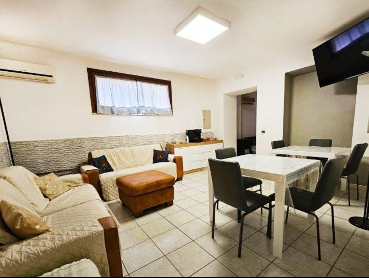 Bed and Breakfast Beb Sa Tanca Nostra à Sassari Extérieur photo